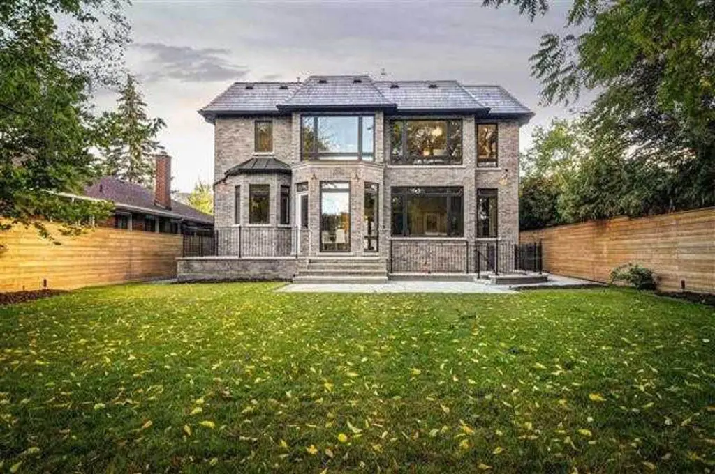 luxury home renovations calgary bg